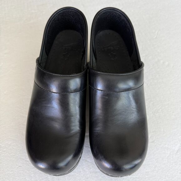 Size 38 - Dansko Clog Shoes Black Solid Leather - Picture 2 of 7
